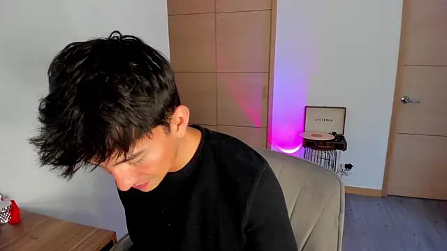 sweettaaron01 online show from October 2, 5:50 pm