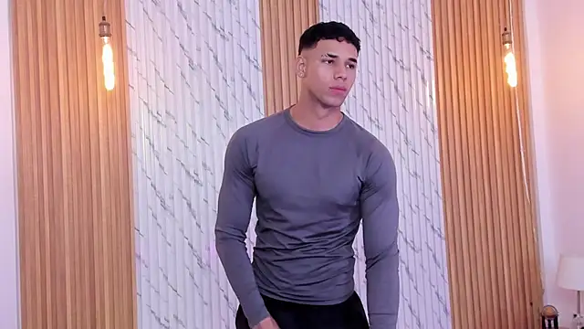 thomas walker0 online show from November 12, 1:06 pm