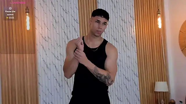 thomas walker0 online show from October 7, 12:31 pm