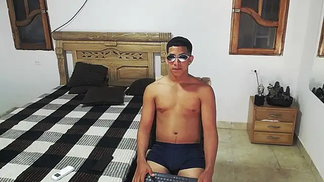 kenny louis online show from February 12, 6:30 am