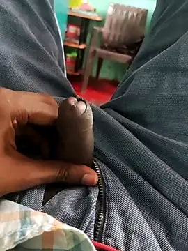 Snapshot of Sankarcallboy chatting on September 17, 4:35 am Sankarcallboy online show from September 17, 4:35 am