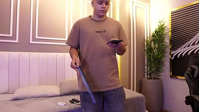 Ethan occonor online show from March 3, 12:23 pm