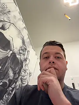 Lars2306 online show from February 9, 7:18 pm