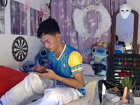 good boy in bed online show from October 3, 6:29 am