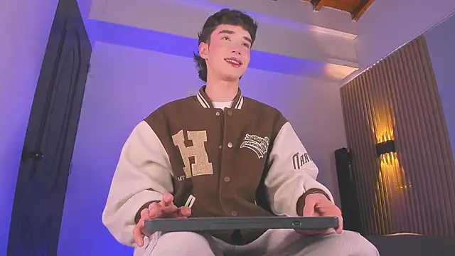 austin rouse online show from January 5, 9:51 pm