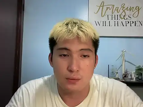 lovely jay online show from April 3, 4:15 pm