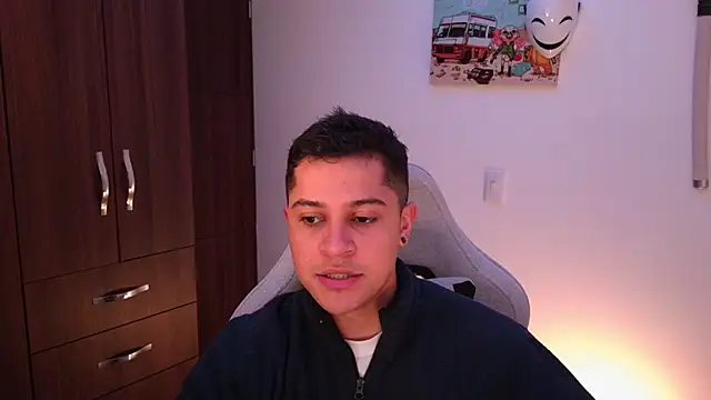 Snapshot of domsantiago_ chatting on October 21, 2:03 am domsantiago online show from October 21, 2:03 am