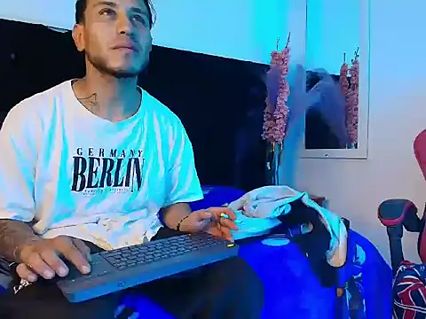 Thonixxx mr online show from March 6, 3:47 am