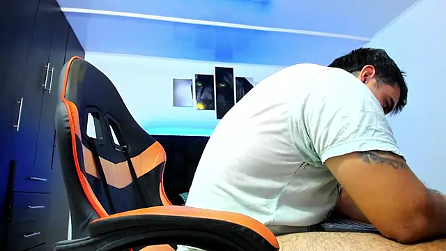 thiago  cp01 online show from February 6, 6:43 am