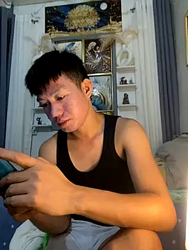 xshyboyx online show from October 7, 2:10 pm