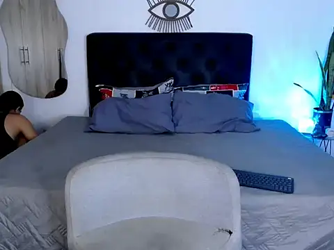 NoahDevil18 online show from October 1, 1:48 pm