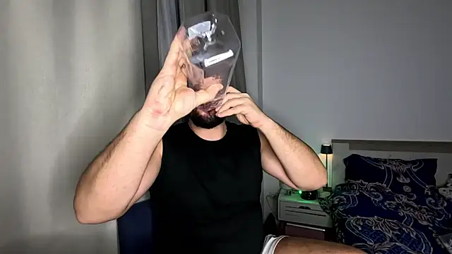 Gold Alpha Boy online show from December 14, 2:35 pm