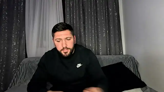 Gold Alpha Boy online show from November 11, 4:01 pm