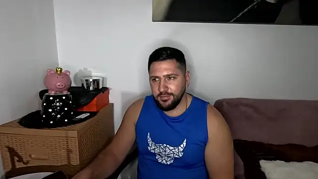 Gold Alpha Boy online show from November 28, 8:44 pm