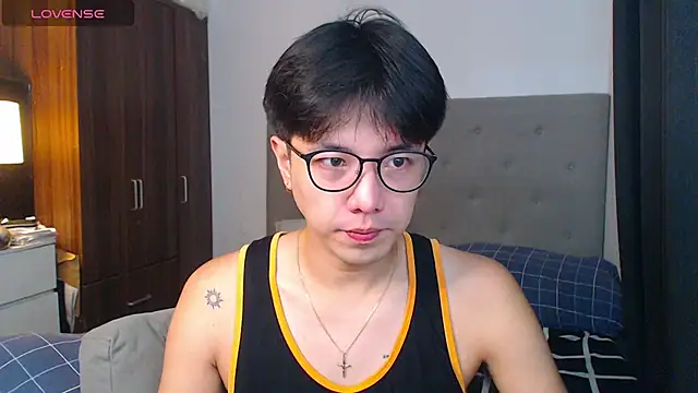 Addictiveboi online show from September 24, 3:39 am