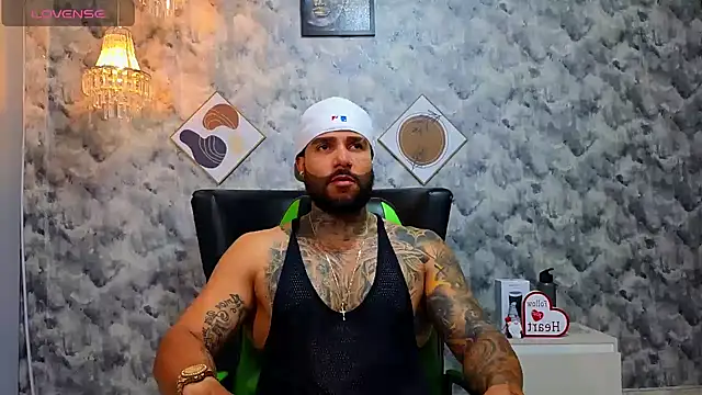 Apolo rousse1 online show from March 2, 9:33 pm