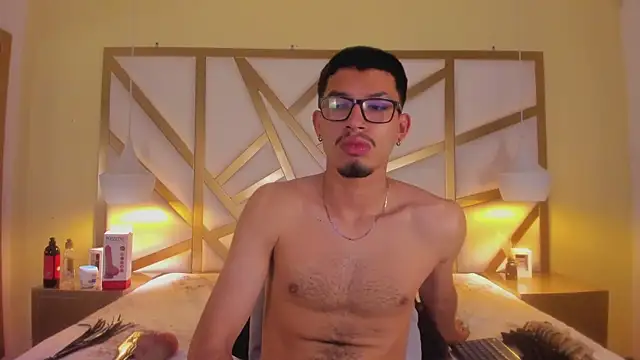 Jaxon Carter online show from April 9, 6:19 am