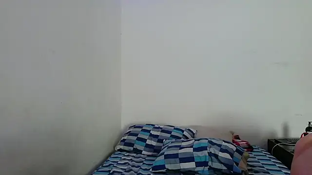 alandelrey57 online show from April 16, 4:29 pm