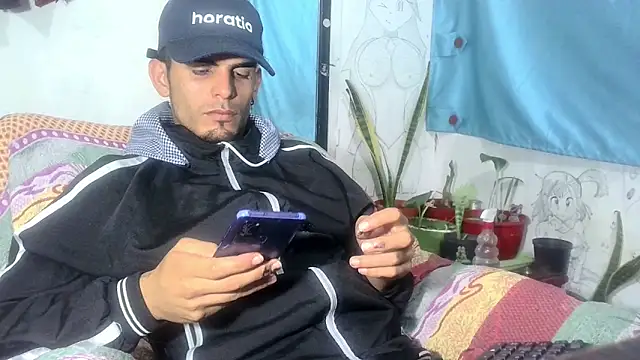 yourskinnybooy online show from September 18, 12:12 am