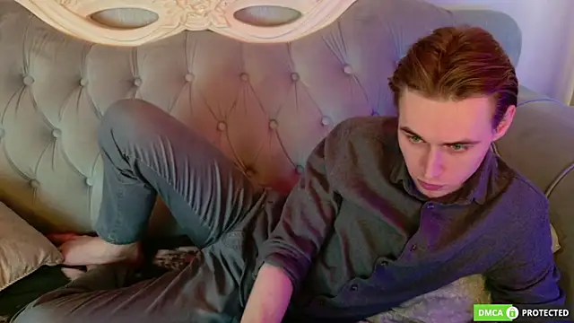 WilliamDyson online show from March 18, 4:04 am