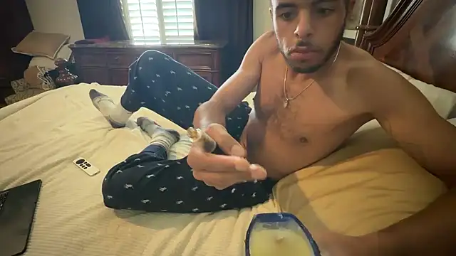 DERTYLAY online show from February 23, 8:54 pm