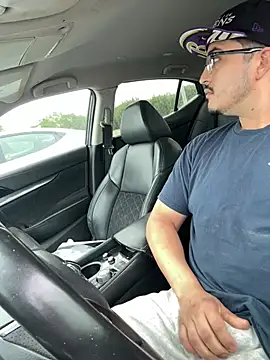 Dwizzlerperizzlee online show from April 14, 3:00 pm