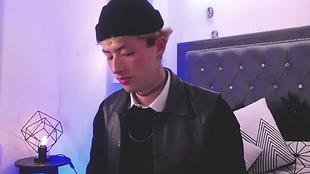 OzorioDany online show from September 18, 4:25 am