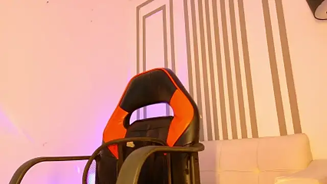 ALANNFERRER online show from December 21, 11:07 am