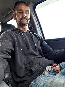 Hungwell1515 online show from February 16, 9:13 pm