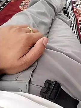 zorhotty online show from February 5, 4:19 am