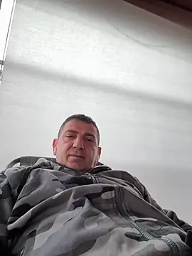 BULLBSX online show from March 31, 3:58 pm