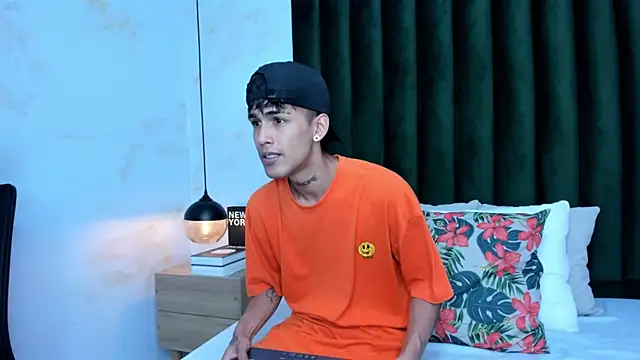 Thiago twink online show from October 21, 8:01 pm