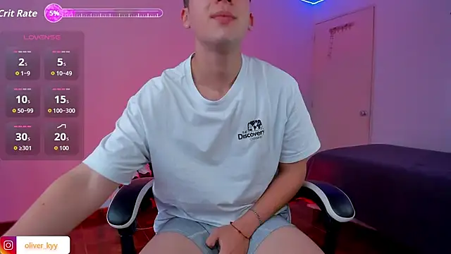 Snapshot of Casper___kyy chatting on October 21, 7:39 pm Casper kyy online show from October 21, 7:39 pm