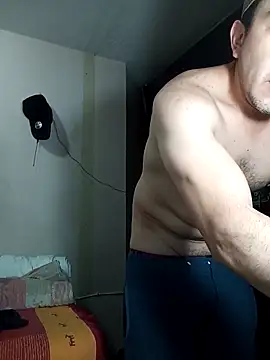 Blackaxes online show from December 15, 4:09 am