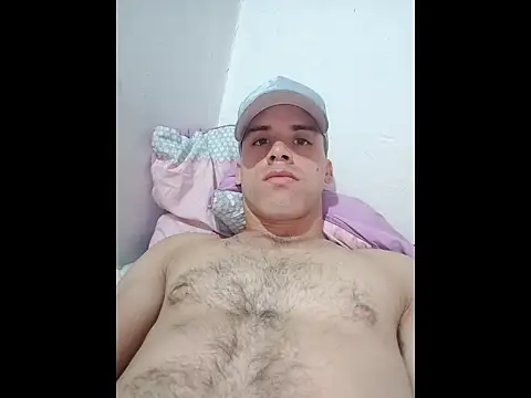 alex-golden online show from December 15, 4:04 pm