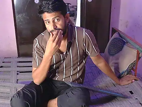 krishjaat43 online show from April 13, 2:51 pm