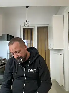 DavidMaros online show from October 9, 5:45 am