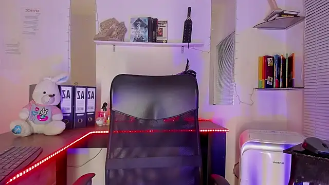 DEAMOL online show from January 14, 6:55 pm