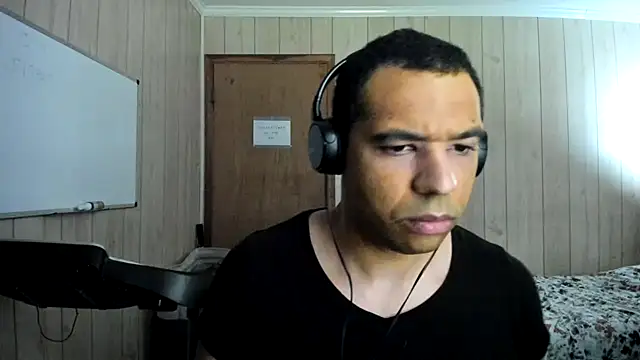 NaturalBeautyQueen online show from September 27, 2:48 pm