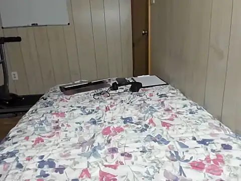 NaturalBeautyQueen online show from November 28, 10:22 pm