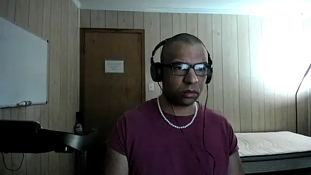 NaturalBeautyQueen online show from October 3, 12:21 pm