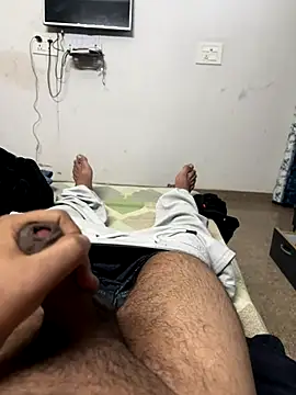 Hotguyforfun online show from December 15, 11:29 am