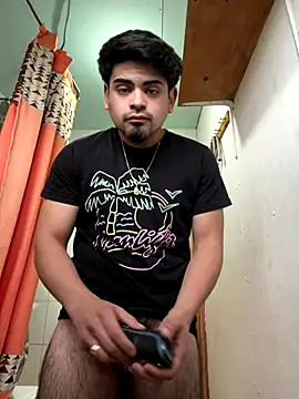 Snapshot of Elmane019 chatting on October 19, 10:51 am Elmane019 online show from October 19, 10:51 am