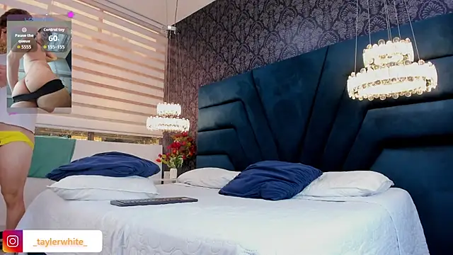 TaylerWhite online show from March 29, 12:27 pm