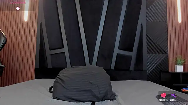 Snapshot of marco_garciia_ chatting on October 7, 11:31 pm marco garciia online show from October 7, 11:31 pm