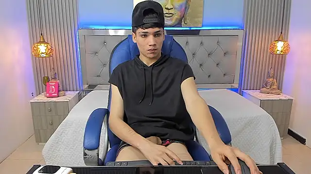 SamBlack  online show from March 26, 12:53 pm