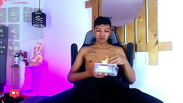 Rick Wade online show from November 26, 4:04 am