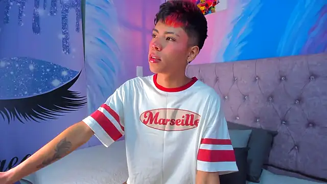 MaxiWildd online show from November 14, 2:07 pm