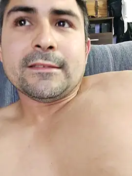 Bradd 32 online show from November 15, 3:08 am