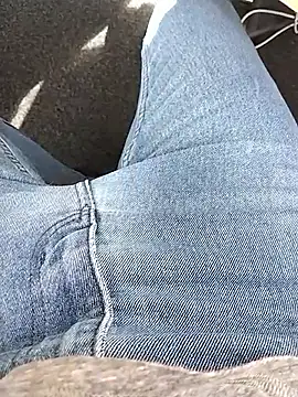 Ajayy01 online show from February 16, 11:52 am